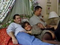 Raz- due coppie in un letto